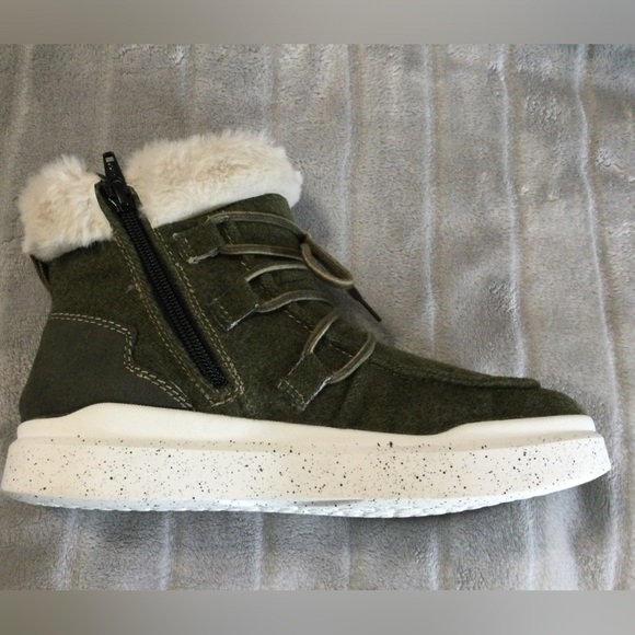 Romika Helsinki 01 Olive Faux Fur Boot Sneaker EU 36 US 5 to 5.5 - Picture 8 of 12